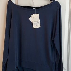 Long sleeve top